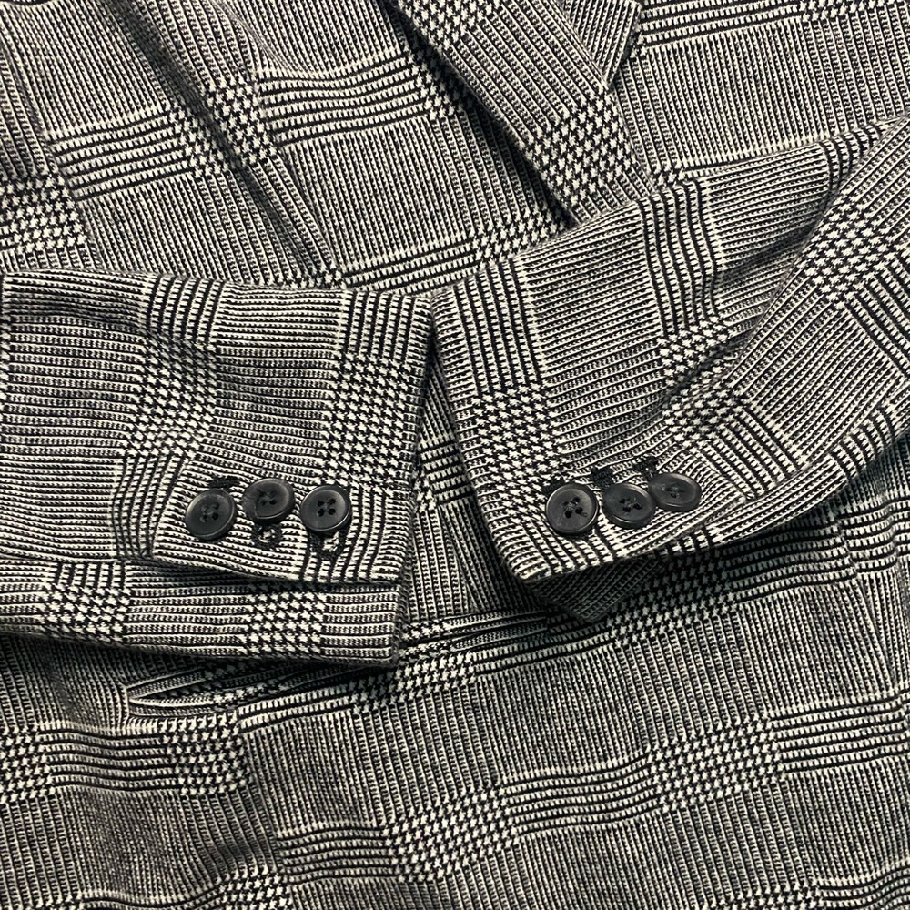 🎁Old Navy Women's Gray Plaid Blazer - Picture 3 of 5